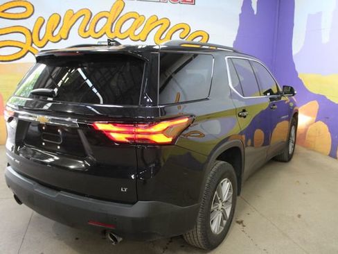Used 2022 Chevrolet Traverse LT AWD/4WD image 8