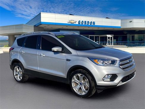 Used 2019 Ford Escape Titanium image 6