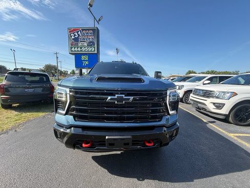 Used 2025 Chevrolet Silverado 2500 LT w/ Trail Boss Package AWD/4WD image 11