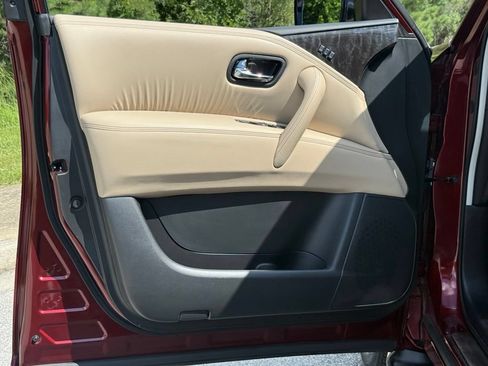 Used 2024 Nissan Armada Platinum w/ Captain's Chairs Package AWD/4WD image 22