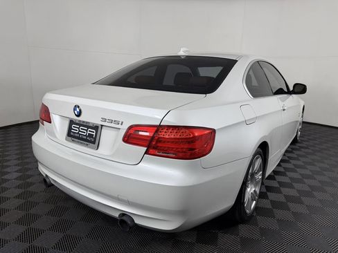 Used 2012 BMW 335i xDrive Coupe AWD/4WD image 6