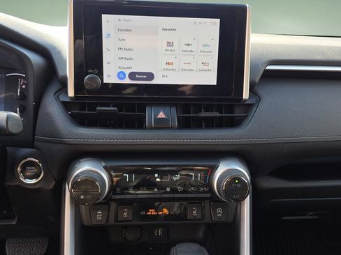 Used 2023 Toyota RAV4 XLE image 24