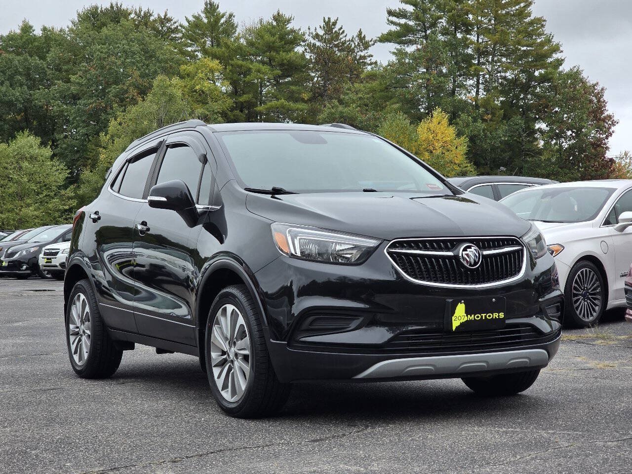 Used 2019 Buick Encore Preferred w/ Safety Package AWD/4WD image 2