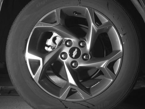 Used 2025 Chevrolet Trax LT FWD image 15