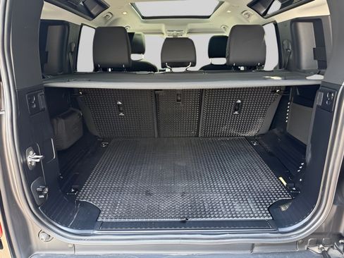 Certified 2025 Land Rover Defender 110 S AWD/4WD image 27