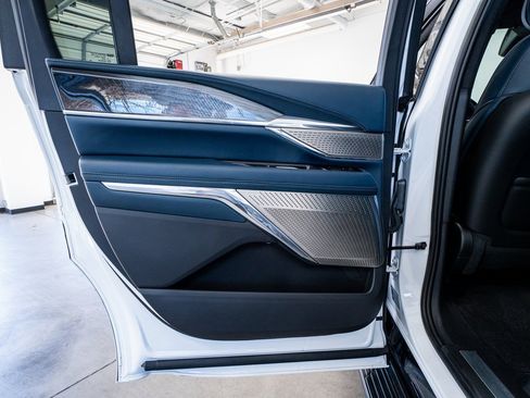 Used 2025 Cadillac Escalade IQ Luxury 2 image 59