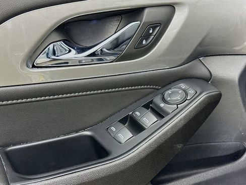 Used 2023 Chevrolet Traverse LT w/ LPO, Floor Liner Package image 19