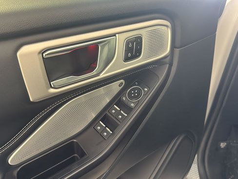 Used 2020 Ford Explorer ST w/ Premium Technology Package image 12