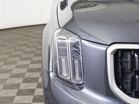 Used 2024 Kia Telluride EX X-Line AWD/4WD image 16