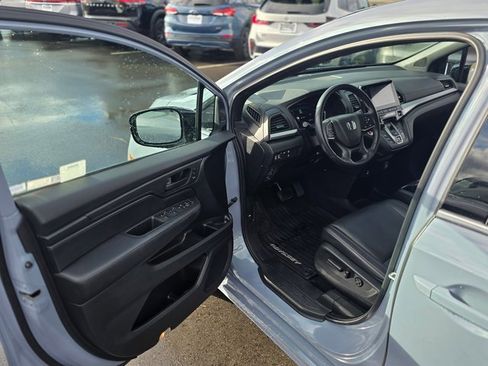 Used 2023 Honda Odyssey Sport image 35