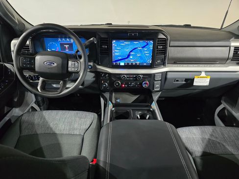 New 2026 Ford F250 XLT w/ XLT Premium Package AWD/4WD image 33