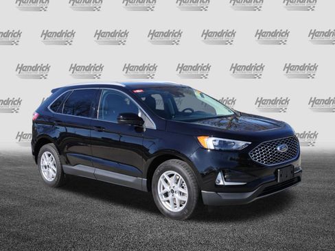 Used 2024 Ford Edge SEL w/ Convenience Package image 2