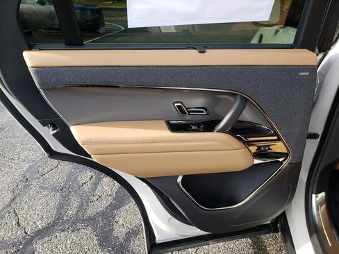 New 2026 Land Rover Range Rover Sport SE image 12