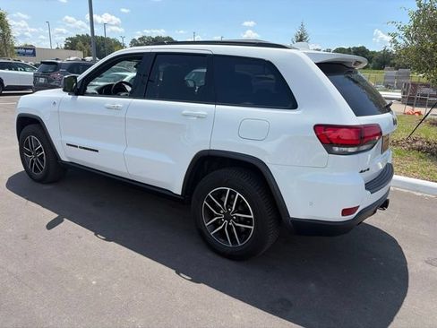 Used 2020 Jeep Grand Cherokee Trailhawk w/ Trailhawk Luxury Group AWD/4WD image 5