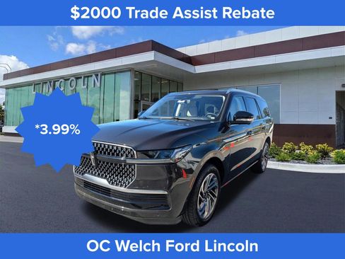 Certified 2025 Lincoln Navigator Reserve image 9