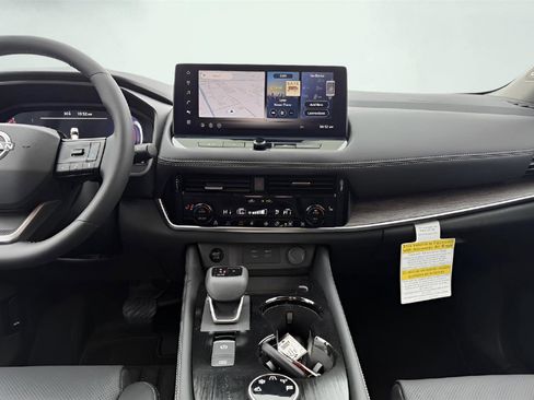 New 2026 Nissan Rogue Platinum w/ Platinum Premium Package AWD/4WD image 34