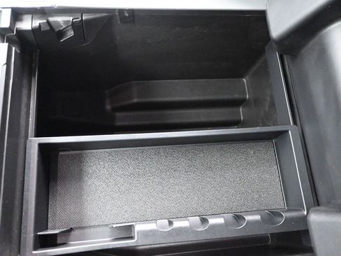 Used 2022 Ford F150 XLT image 38