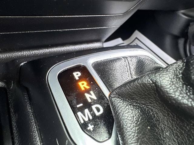 Used 2018 Jeep Wrangler Unlimited Sahara w/ Dual Top Group AWD/4WD image 18
