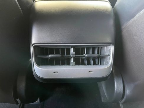 Used 2020 Tesla Model 3 Standard Range RWD image 39
