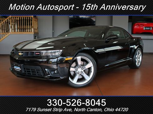 Used 2014 Chevrolet Camaro SS w/ RS Package RWD image 1