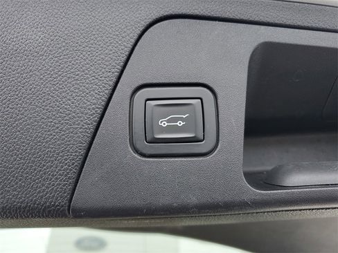 Used 2018 Buick Envision Preferred image 33