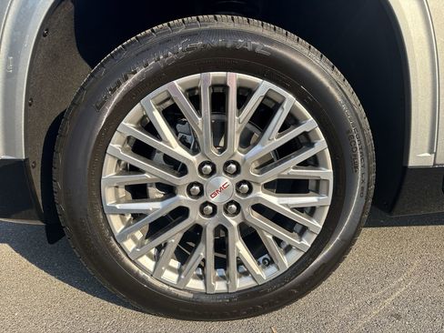 New 2026 GMC Acadia Denali w/ Super Cruise Package AWD/4WD image 19