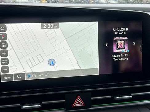 Used 2024 Hyundai Elantra SEL w/ Convenience Package image 18