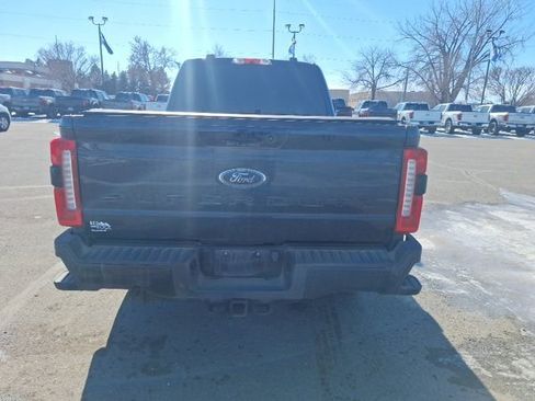 Used 2023 Ford F250 XLT w/ XLT Premium Package image 7