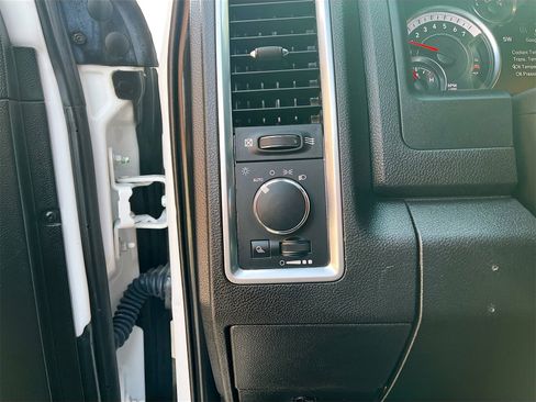 Used 2022 RAM 1500 Classic Warlock w/ Electronics Group image 10