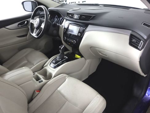 Certified 2020 Nissan Rogue Sport SL w/ Premium Package image 20