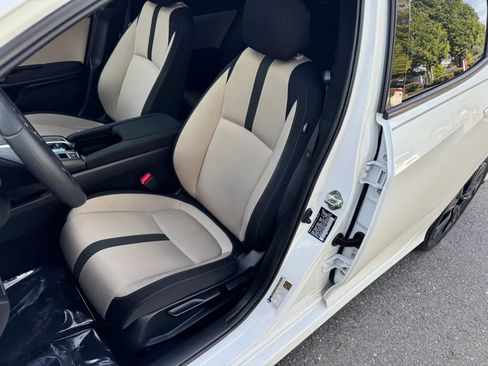 Used 2019 Honda Civic EX image 22