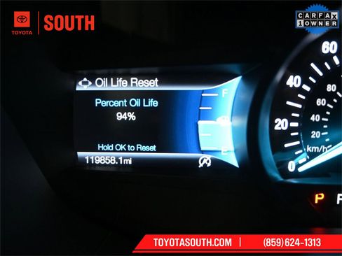 Used 2019 Ford Fusion SE image 14