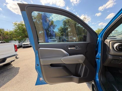 Used 2024 Chevrolet Colorado ZR2 w/ ZR2 Convenience Package III AWD/4WD image 28