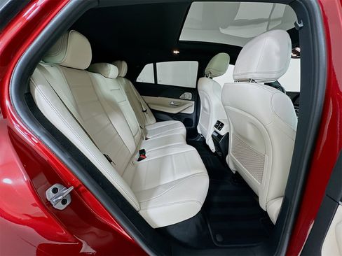 Used 2025 Mercedes-Benz GLE 450 4MATIC Coupe image 30