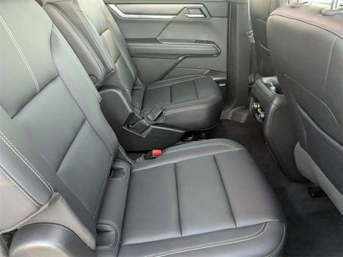 Used 2024 GMC Acadia Elevation image 34