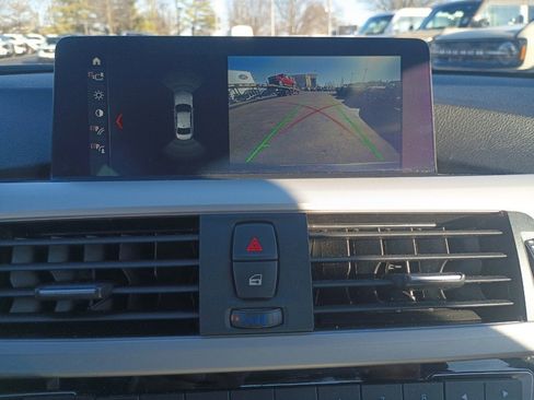 Used 2018 BMW 320i xDrive 320i xDrive image 13