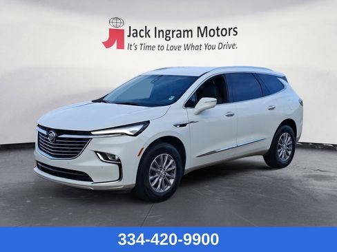 Used 2024 Buick Enclave Premium image 1