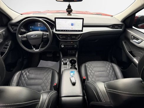 Certified 2023 Ford Escape Platinum w/ Premium Technology Package AWD/4WD image 22