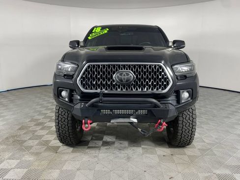 Used 2018 Toyota Tacoma TRD Sport w/ Technology Package AWD/4WD image 28