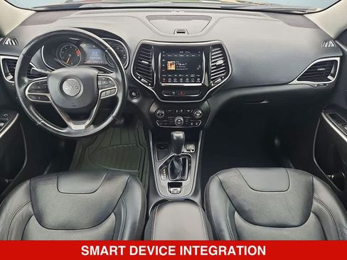Used 2020 Jeep Cherokee Limited FWD image 16
