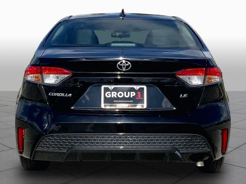 Used 2023 Toyota Corolla LE FWD image 5
