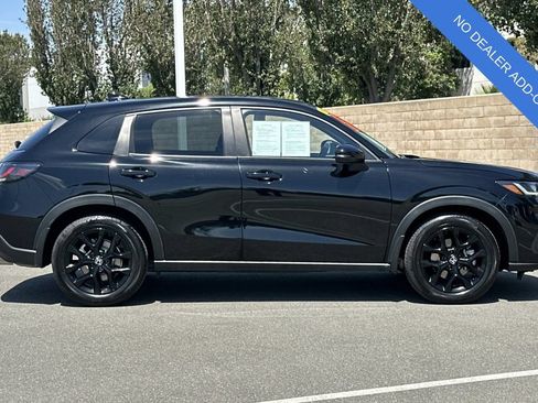 Used 2024 Honda HR-V Sport image 3
