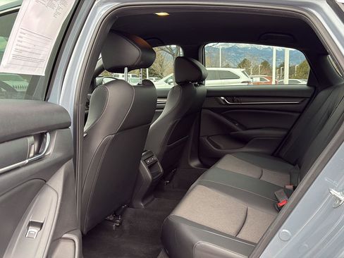 Used 2022 Honda Accord Sport image 19