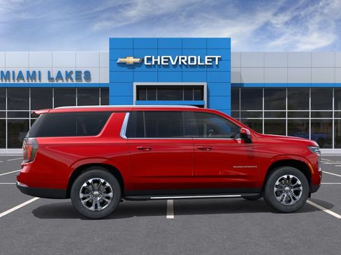 New 2026 Chevrolet Suburban LS RWD image 5