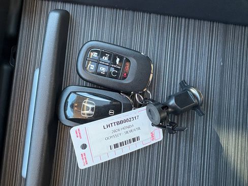 Certified 2026 Honda Odyssey Elite image 37