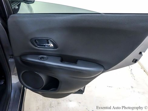 Used 2022 Honda HR-V Sport image 27