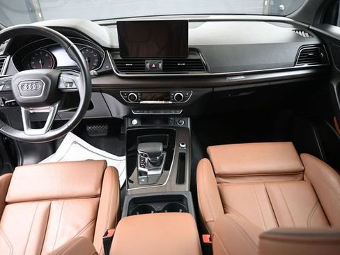 Used 2024 Audi Q5 2.0T Premium w/ Convenience Package AWD/4WD image 18