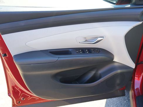 Used 2025 Hyundai Tucson SEL AWD/4WD image 15