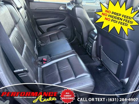 Used 2013 Jeep Grand Cherokee Laredo AWD/4WD image 9