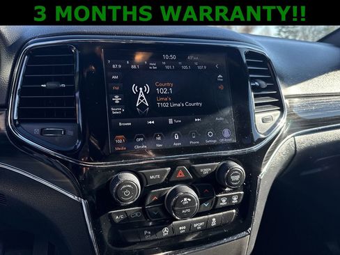 Used 2019 Jeep Grand Cherokee Limited image 17